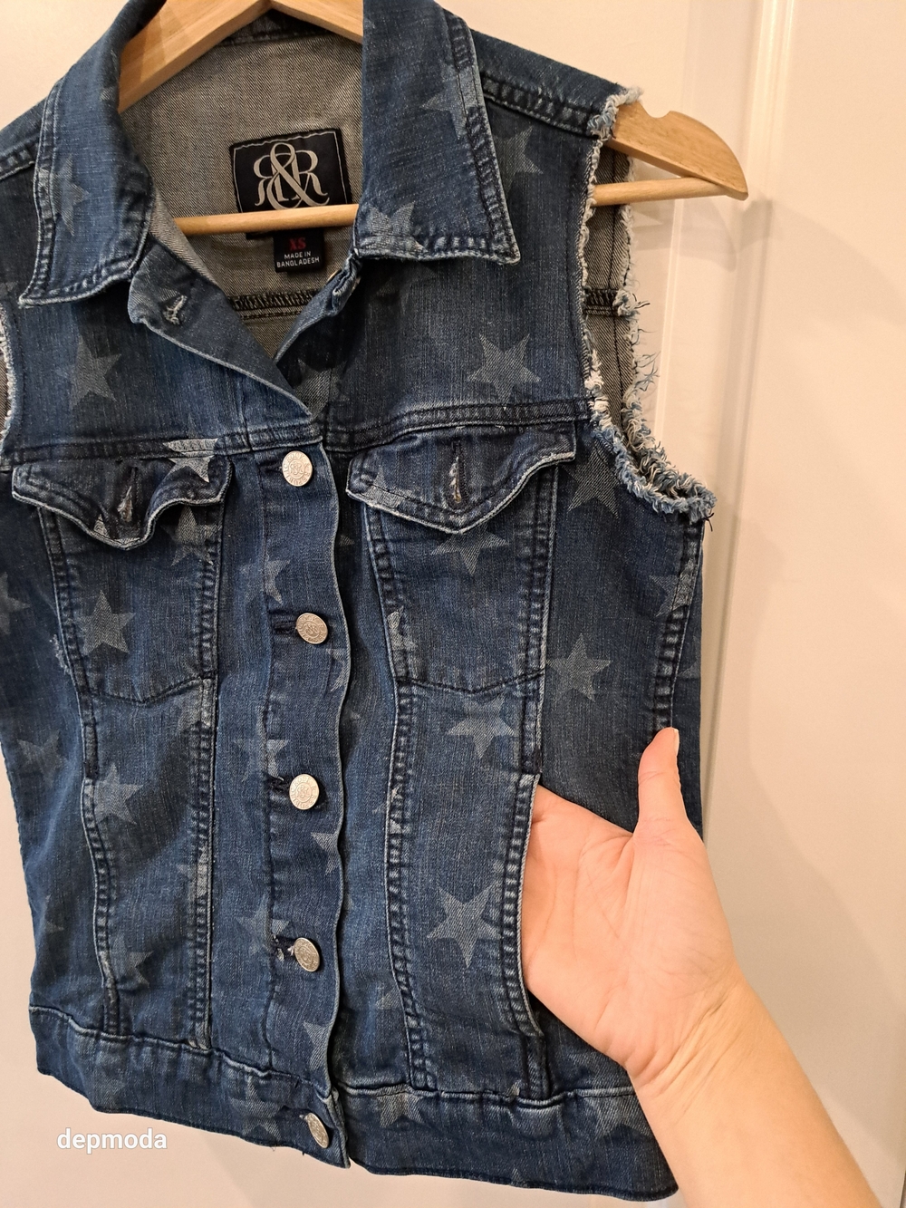Rock & Republic jean vest Medium Blue Star-Print Denim Pocket Buttons size XS - Picture 8 of 13